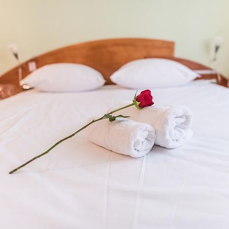Park Hotel Bihac Exterior photo