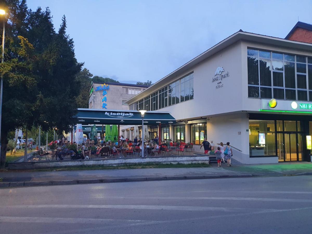 Park Hotel Bihac Exterior photo