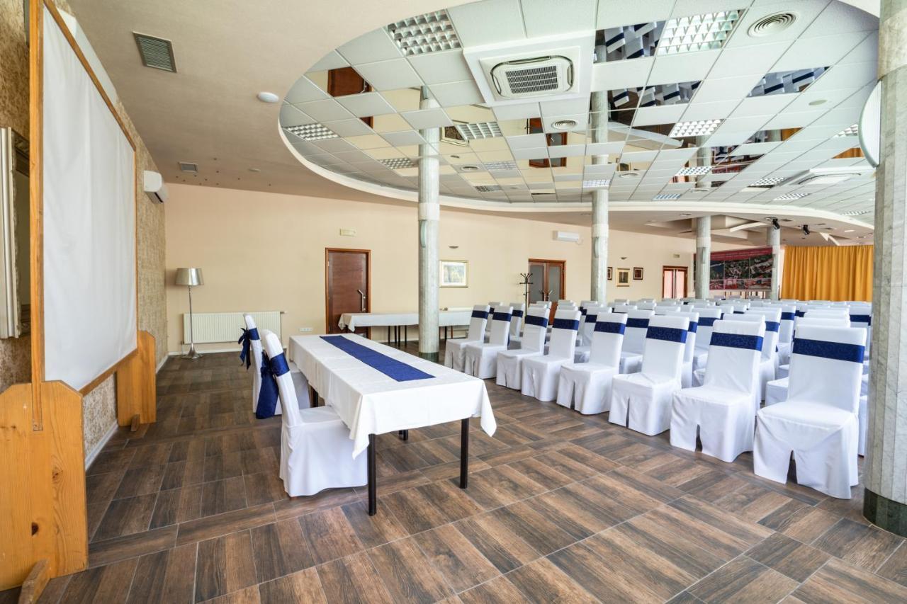 Park Hotel Bihac Exterior photo