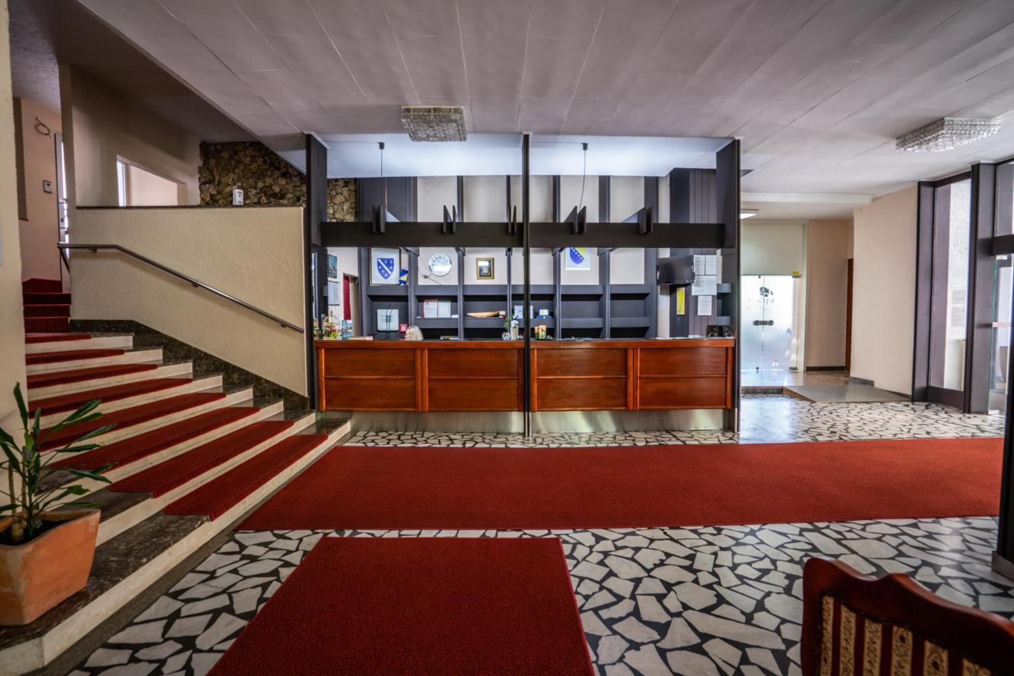 Park Hotel Bihac Exterior photo